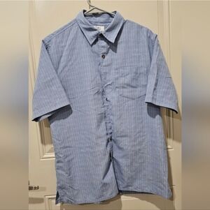 Croft & Barrow Light Blue Casual Button Down Shirt